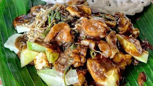 3 Kuliner Wajib Dicoba Pelari yang Awayday ke Surabaya ikut Green Force Run 2025